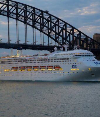 10 Facts About Adult-Only Cruises and Resorts