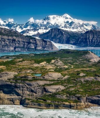 Top 10 Dream Honeymoon Destinations for Newlyweds